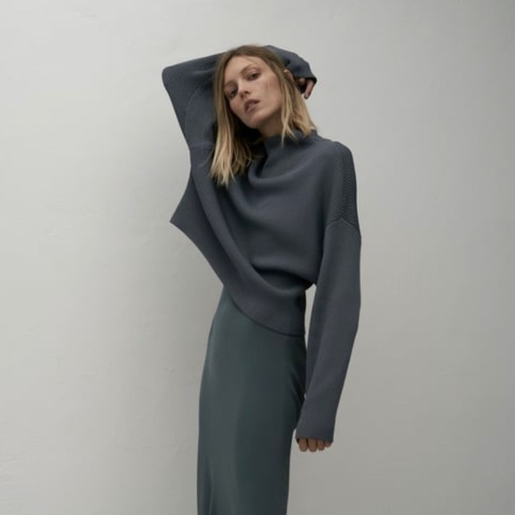 Zara Sweaters - Zara sweater